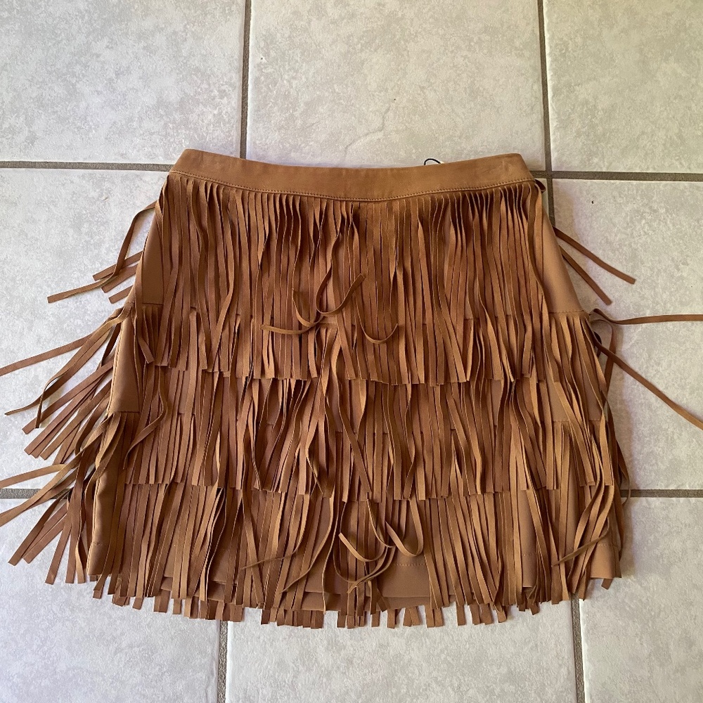 NWT Alice + Olivia Lavana Tiered Camel Suede Fringe Skirt Size 2